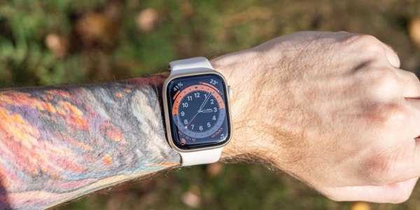 Comparison between Apple Watch Series 9 and Series 8.